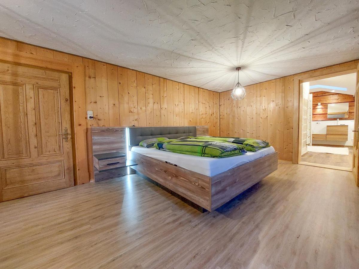 400Qm Bayerische Villa 2500Qm Uneinsehbarer Garten In Beliebter Urlaubsregion Freyung Esterno foto